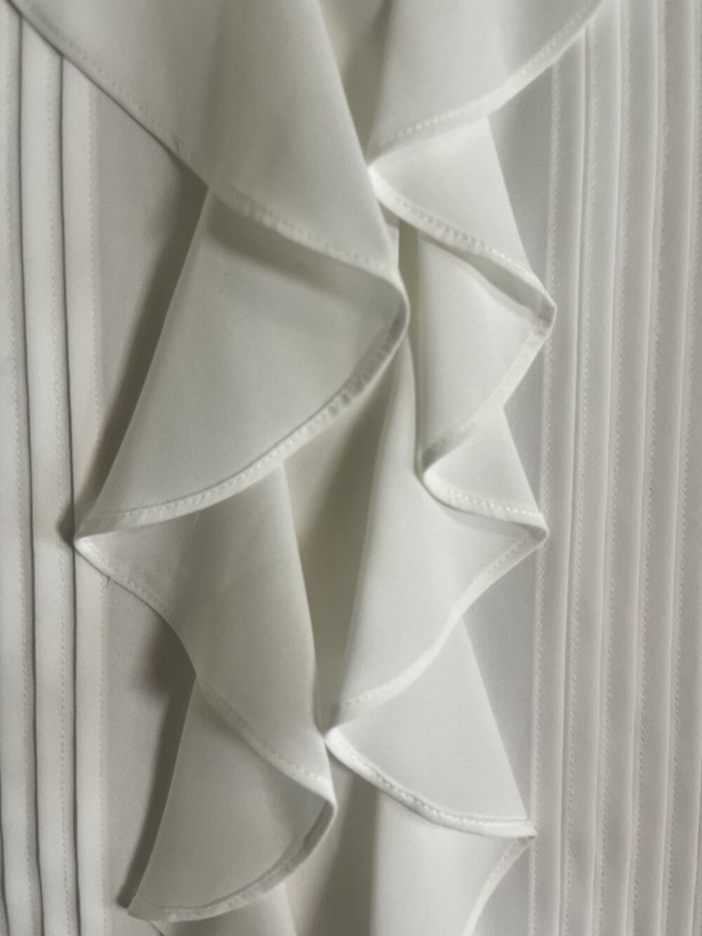 Calvin Klein Ruffle Top White 2X Neutral Minimalist Preppy Resort Classic Chic - Picture 5 of 8
